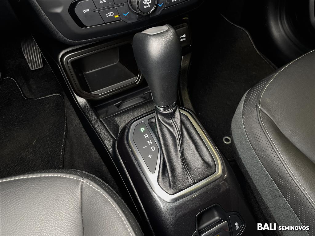 RENEGADE 1.3 T270 TURBO FLEX SAHARA AT616