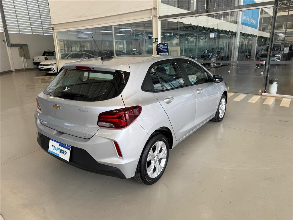 ONIX 1.0 TURBO FLEX LTZ AUTOMÁTICO3