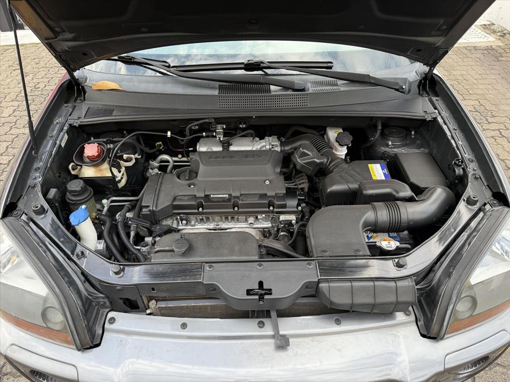 Hyundai Tucson - 2.0 MPFI GLS 16V 143CV 2WD FLEX 4P AUTOMÁTICO