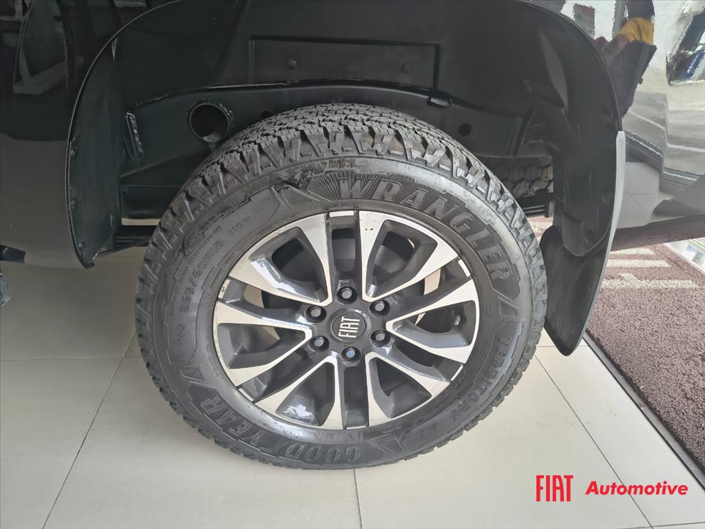 TITANO 2.2 TURBO DIESEL RANCH 4X4 AT6 TITANO 2.2 TURBO DIESEL RANCH 4X4 AT6