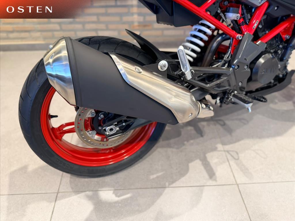 BMW Motorrad-G-310 R