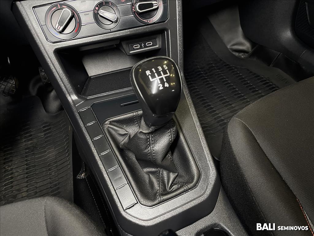 POLO 1.0 MPI TRACK MANUAL13