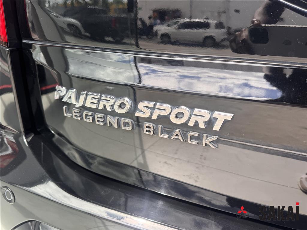 Mitsubishi-PAJERO SPORT-2.4 16V MIVEC TURBO DIESEL LEGEND BLACK AWD AUTOMÁTICO