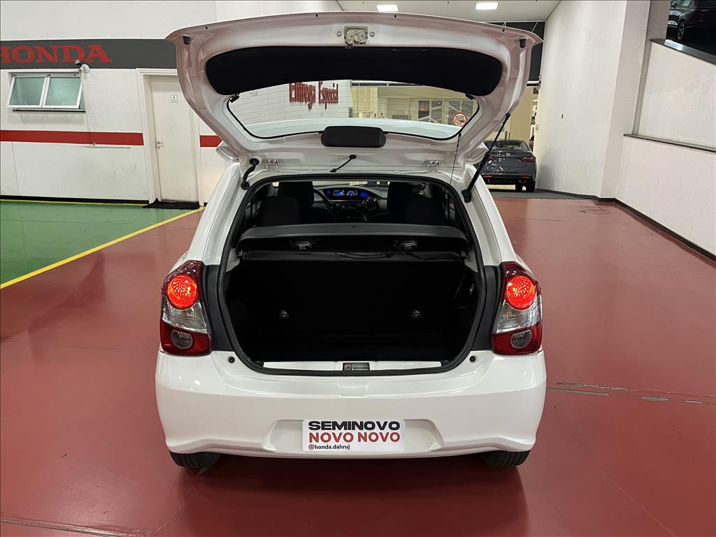 ETIOS 1.5 X PLUS 16V FLEX 4P AUTOMÁTICO7