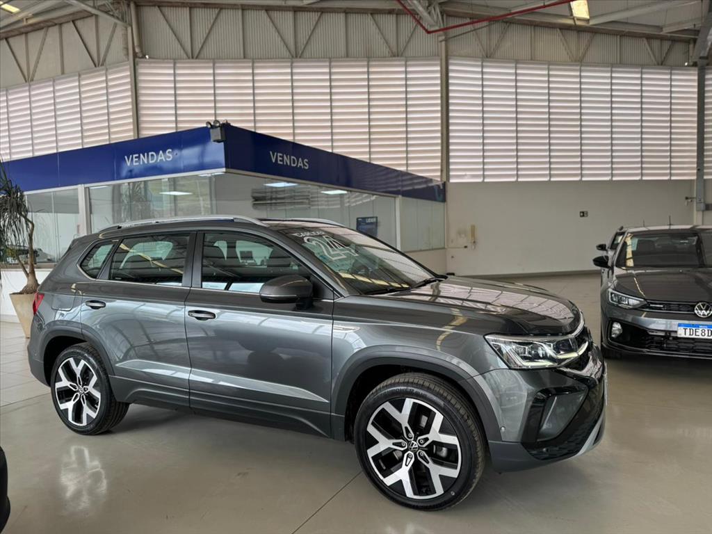TAOS 1.4 250 TSI TOTAL FLEX HIGHLINE AUTOMÁTICO1