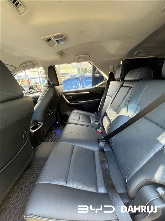 HILUX 2.8 D-4D TURBO DIESEL CD SRX 4X4 AUTOMÁTICO8