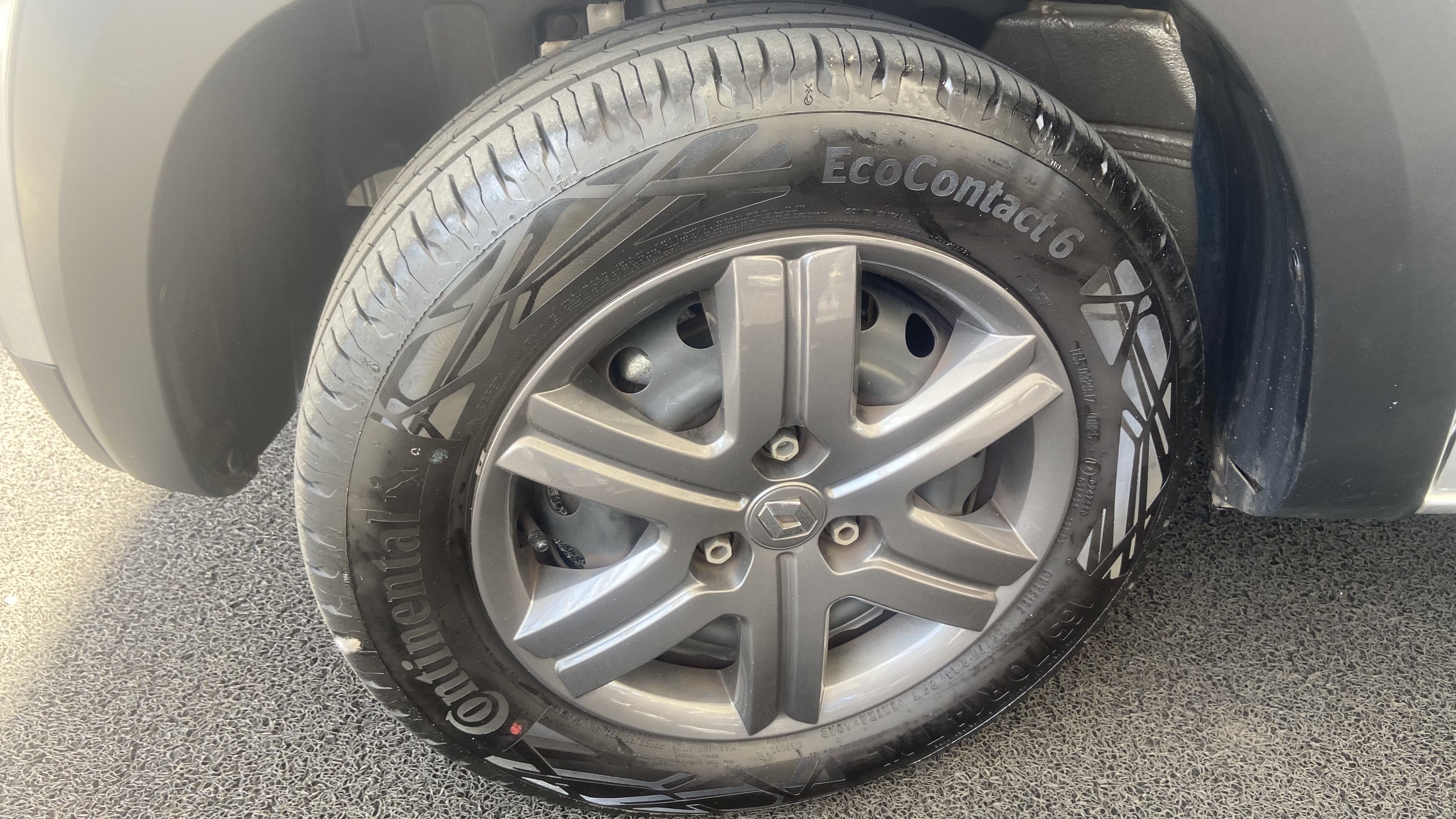 Renault-KWID-1.0 12V SCE FLEX INTENSE MANUAL