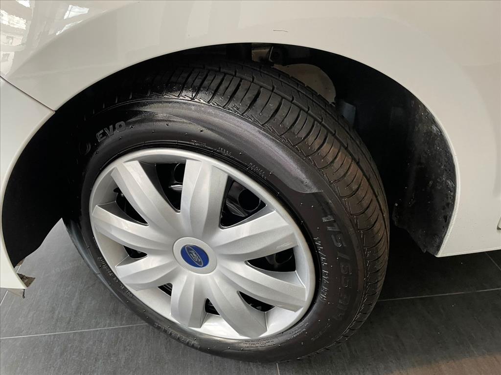 KA 1.5 TI-VCT FLEX SE SEDAN MANUAL4