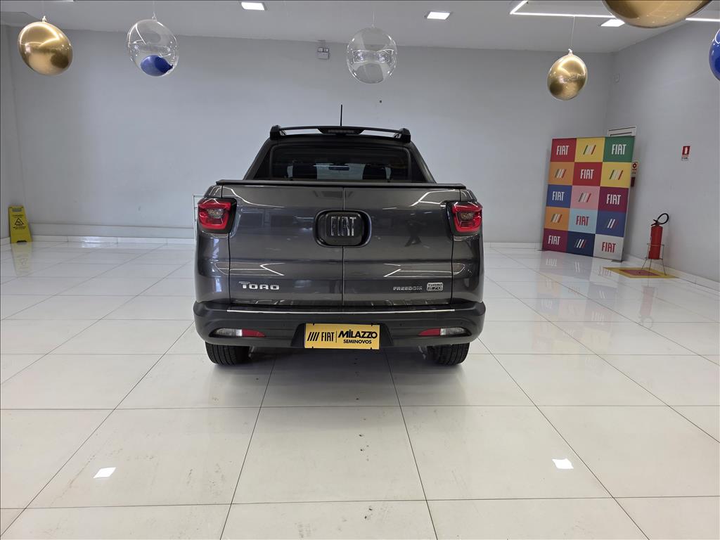 TORO 1.3 TURBO 270 FLEX FREEDOM AT64