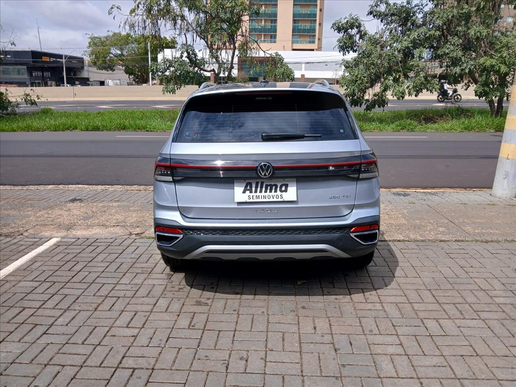 TAOS 1.4 250 TSI TOTAL FLEX HIGHLINE AUTOMÁTICO12
