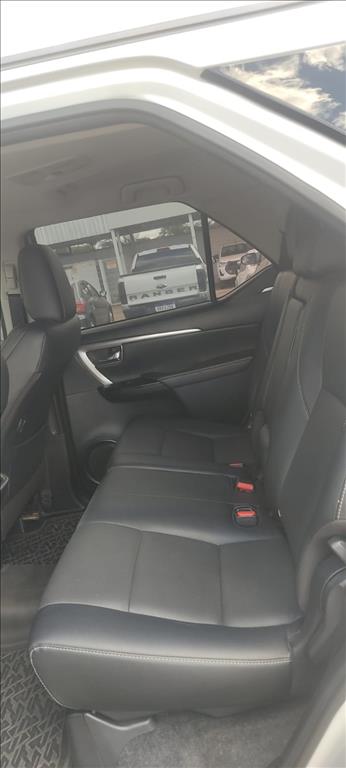 HILUX SW4 2.8 D-4D TURBO DIESEL SRX 4X4 AUTOMÁTICO14