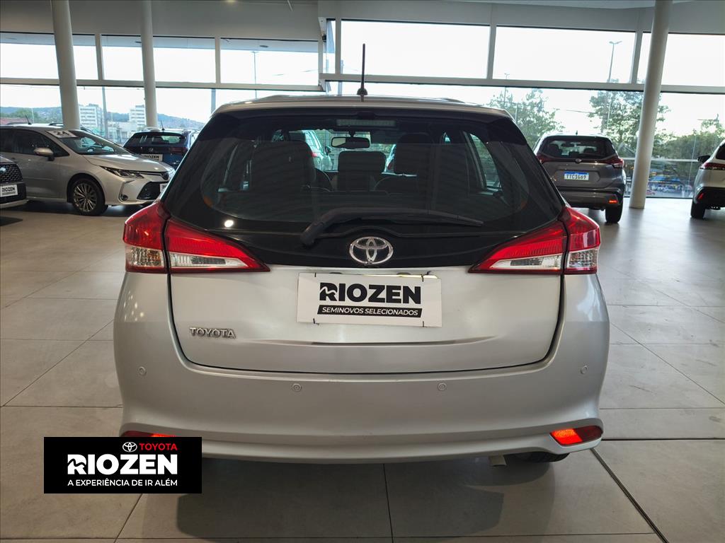 YARIS 1.3 16V FLEX XL PLUS TECH MULTIDRIVE11