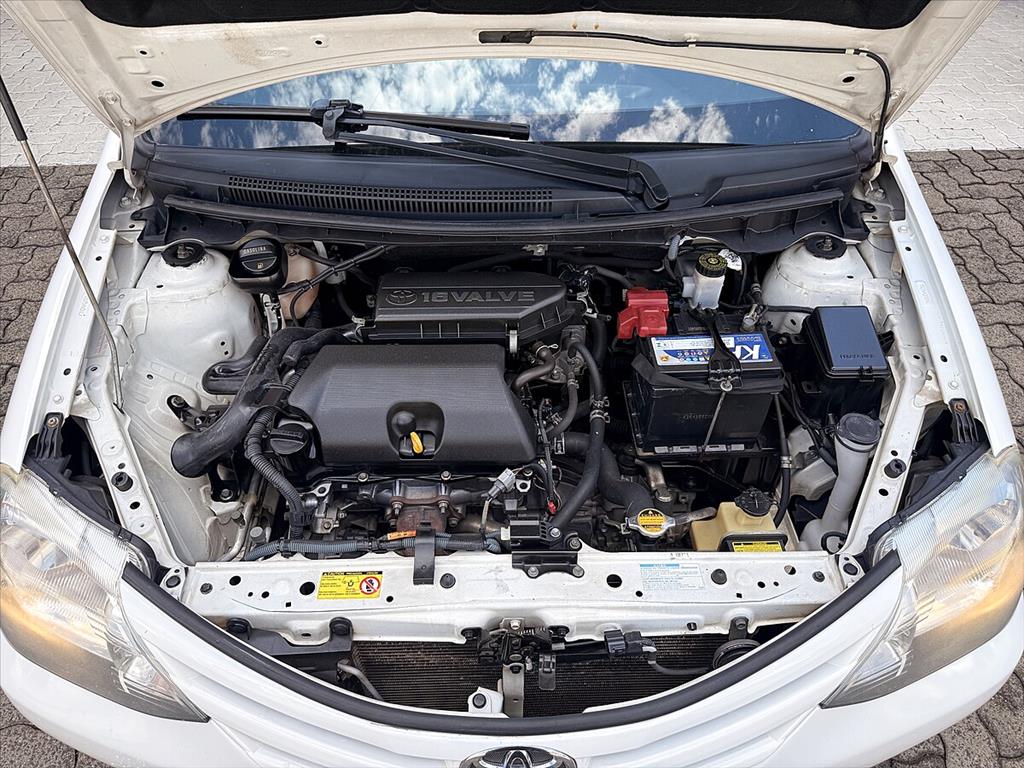 Toyota Etios - 1.5 X SEDAN 16V FLEX 4P MANUAL
