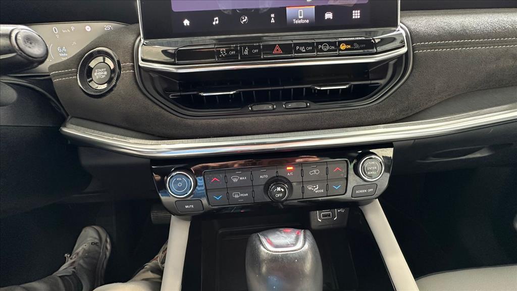 COMMANDER 2.0 TD380 TURBO DIESEL LIMITED AT98