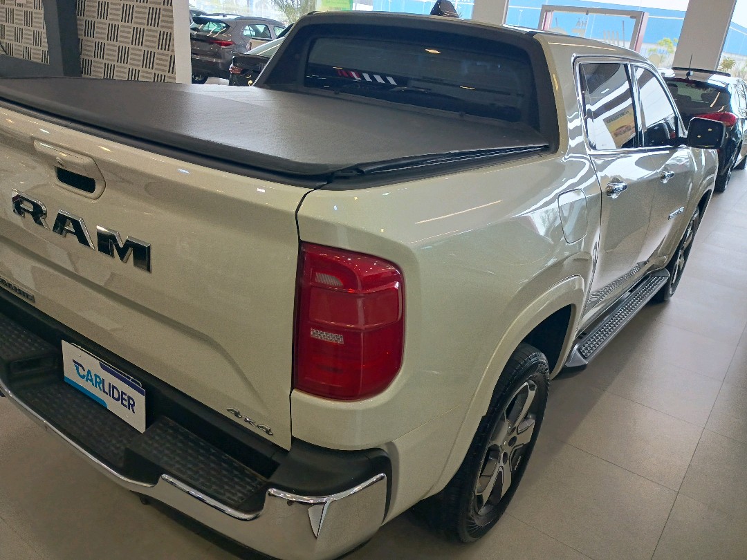 RAMPAGE 2.0 TURBO DIESEL LARAMIE 4X4 AUTOMÁTICO3