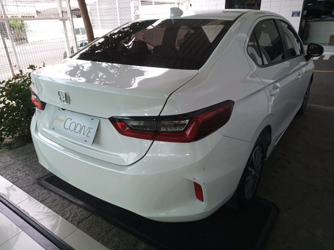 CITY 1.5 i-VTEC FLEX LX CVT4