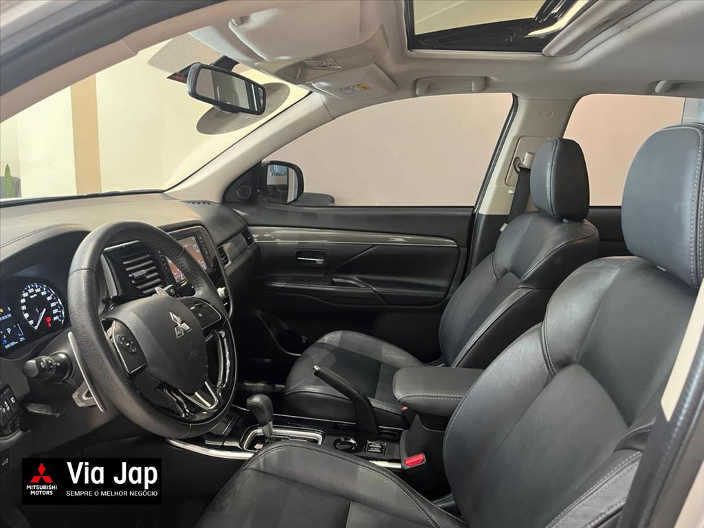 Mitsubishi-OUTLANDER-2.0 MIVEC GASOLINA HPE AUTOMÁTICO