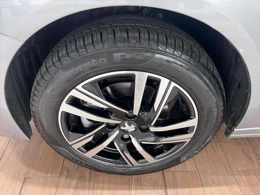 Peugeot-208-1.0 TURBO 200 FLEX ALLURE CVT