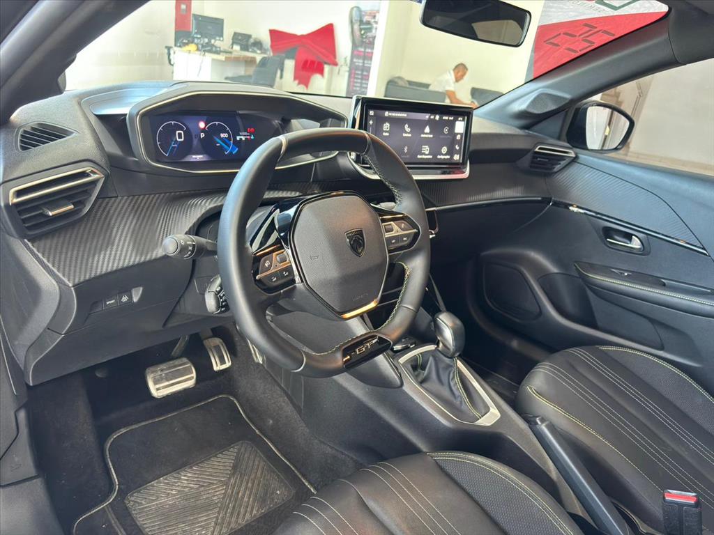 Peugeot-208-1.0 TURBO 200 FLEX GT CVT