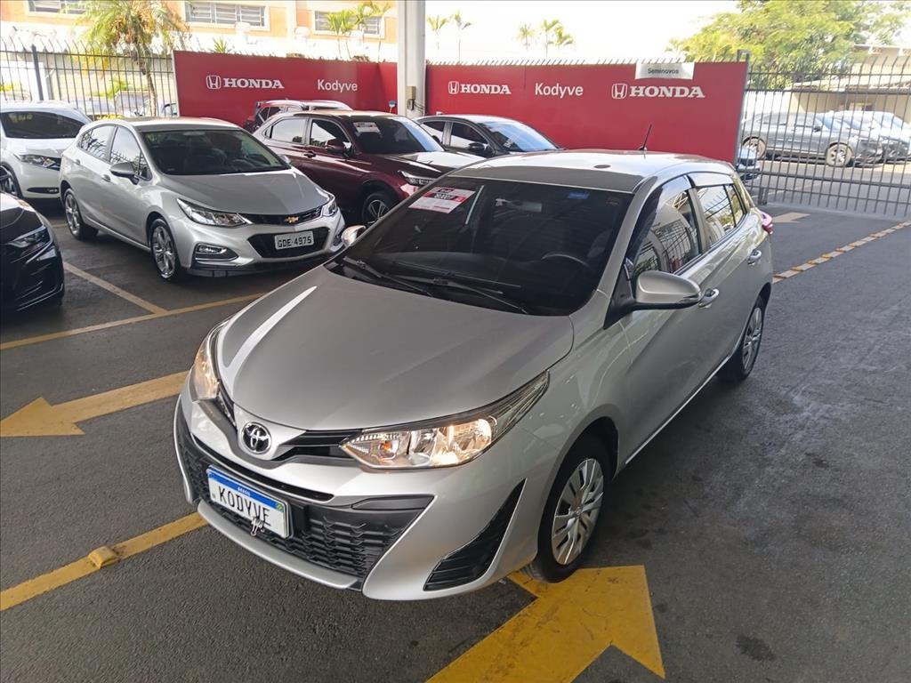 YARIS 1.3 16V FLEX XL LIVE MULTIDRIVE0
