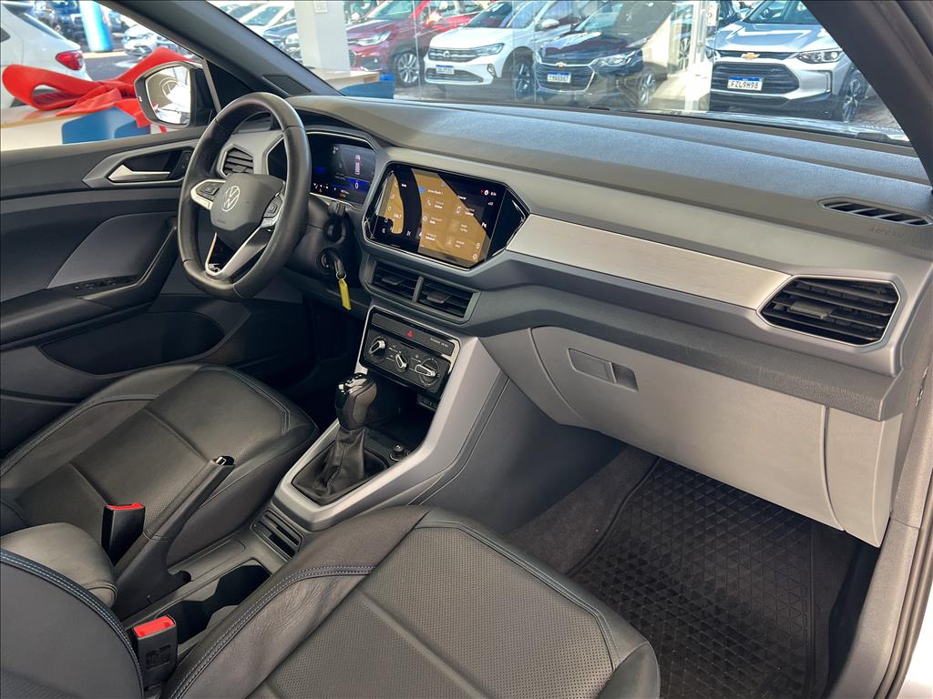 T-CROSS 1.0 200 TSI TOTAL FLEX AUTOMÁTICO13