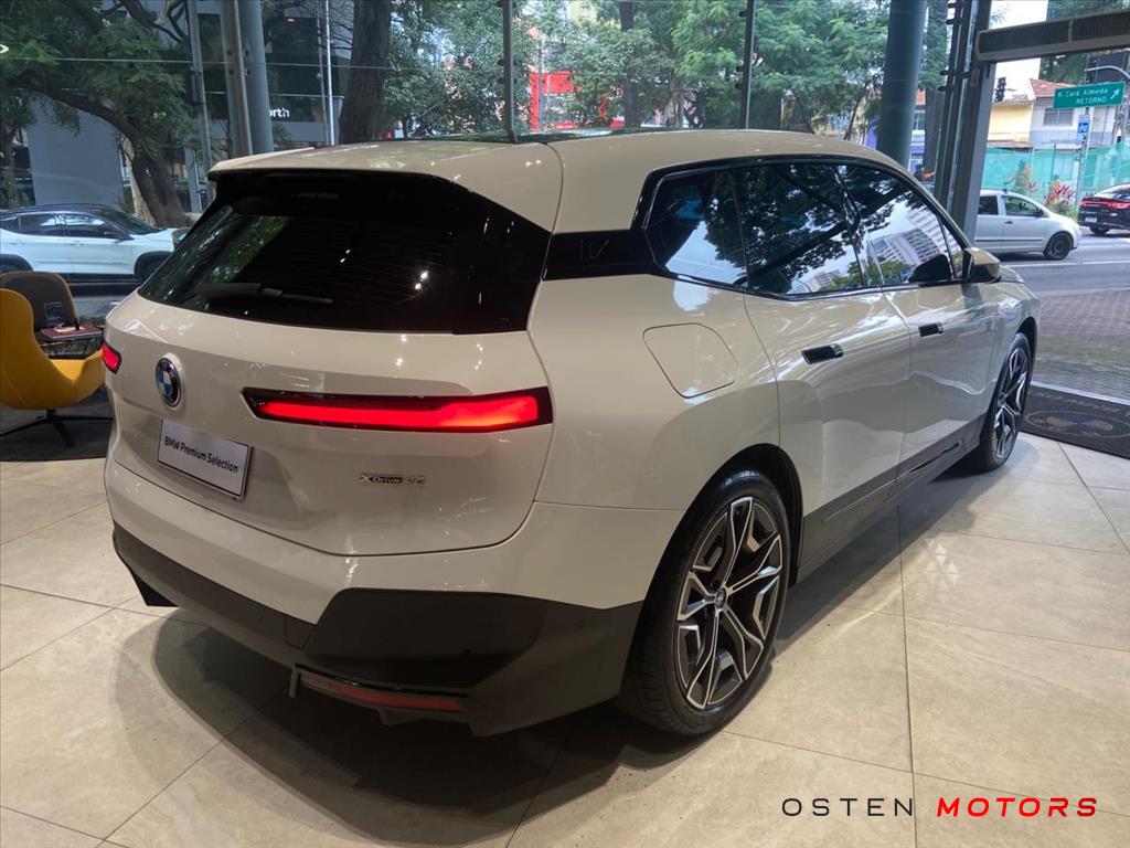 BMW-iX-ELÉTRICO XDRIVE40