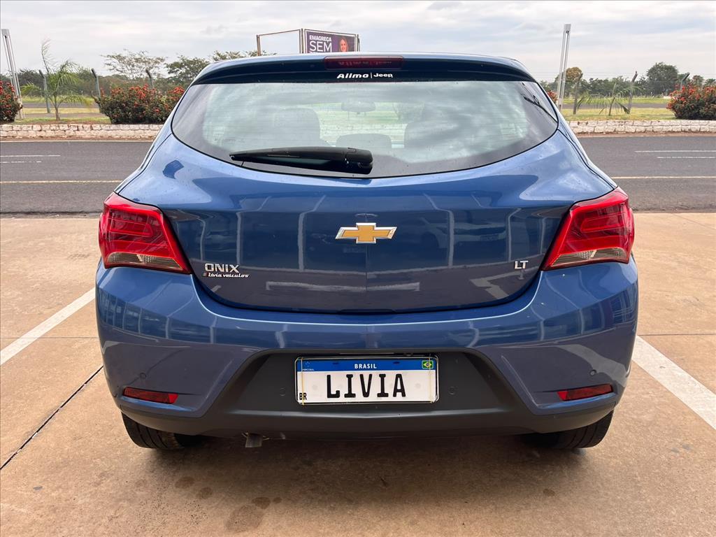 ONIX 1.4 MPFI LT 8V FLEX 4P AUTOMÁTICO3