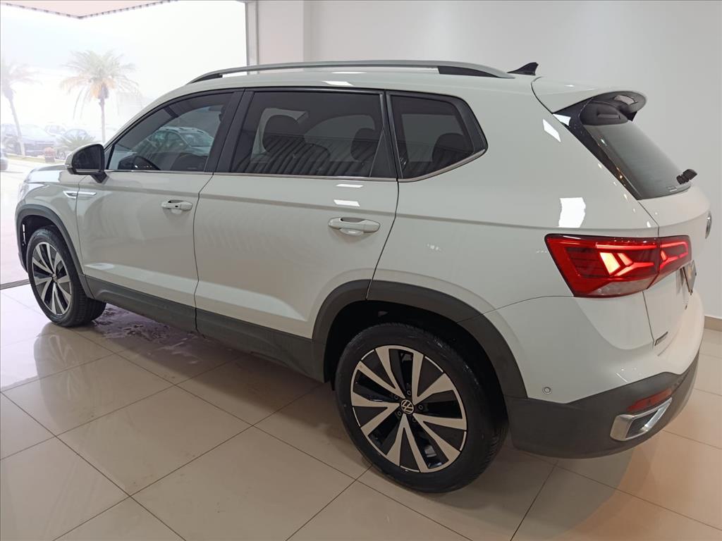 TAOS 1.4 250 TSI TOTAL FLEX HIGHLINE AUTOMÁTICO5