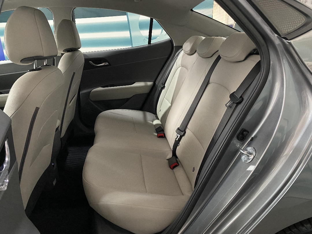 Hyundai-HB20S-1.0 TGDI FLEX PLATINUM SAFETY AUTOMÁTICO