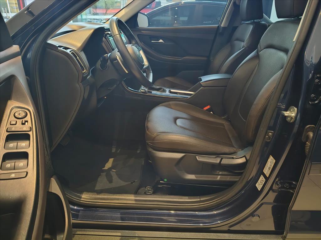 Hyundai-CRETA-1.0 TGDI FLEX PLATINUM AUTOMÁTICO