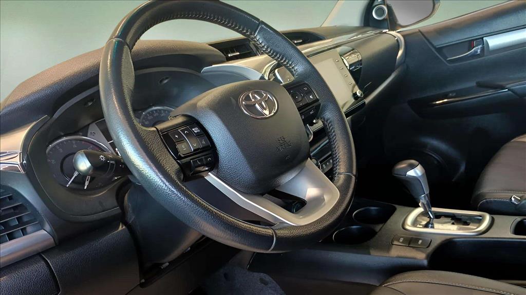 HILUX 2.8 D-4D TURBO DIESEL CD SRX 4X4 AUTOMÁTICO7