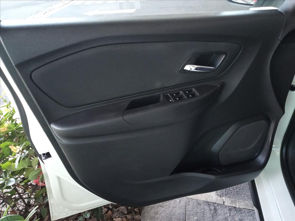 SPIN 1.8 ACTIV 8V FLEX 4P AUTOMÁTICO11