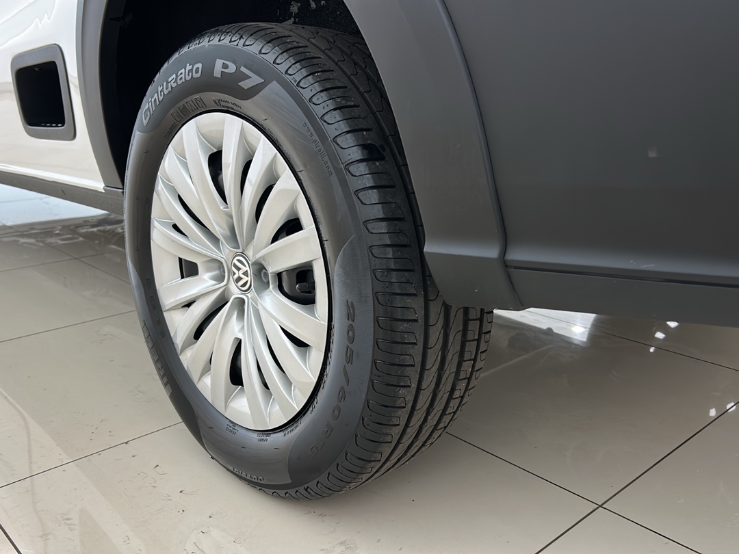 Volkswagen-SAVEIRO-1.6 MSI ROBUST CS 8V FLEX 2P MANUAL