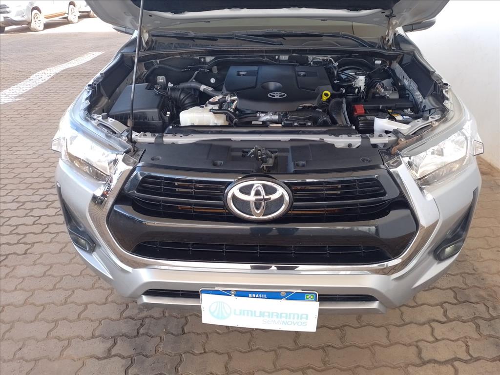 HILUX 2.8 D-4D TURBO DIESEL CD SRV 4X4 AUTOMÁTICO6
