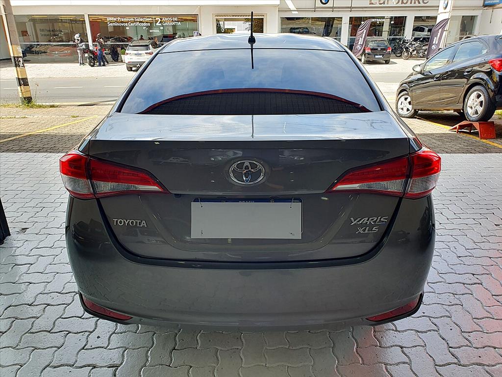 Toyota Yaris - 1.5 16V FLEX SEDAN XLS MULTIDRIVE