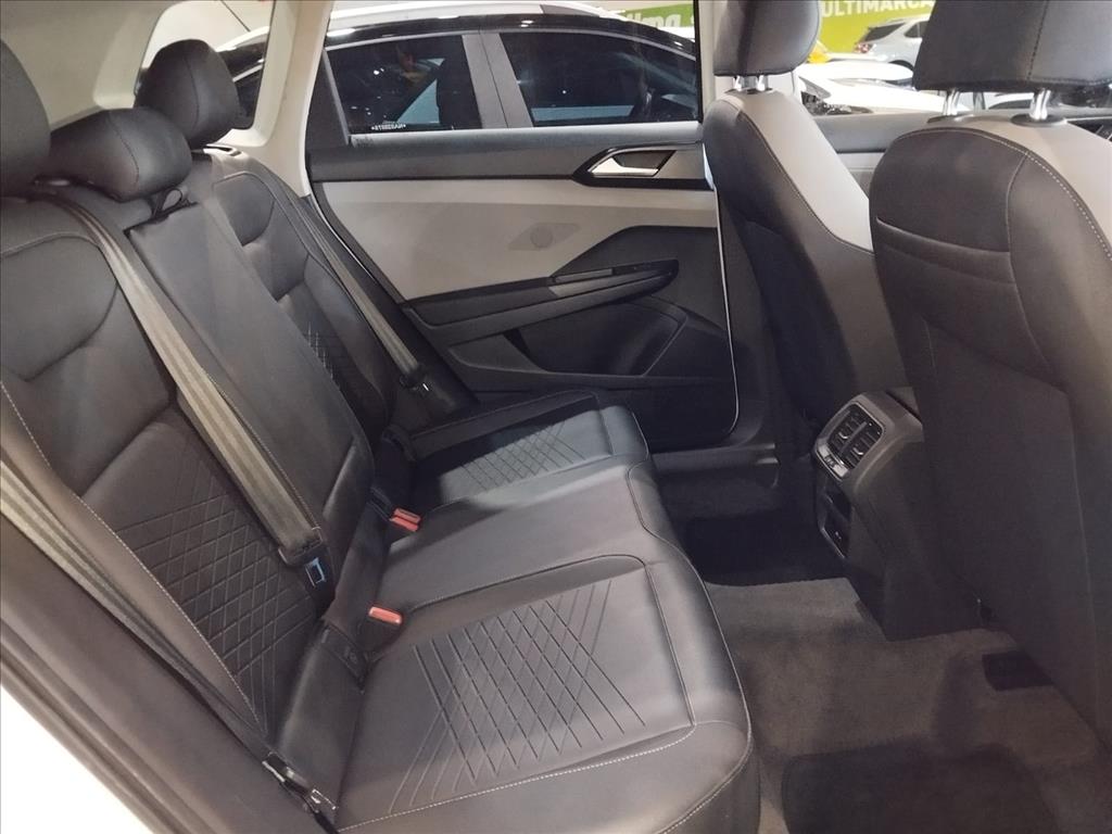TAOS 1.4 250 TSI TOTAL FLEX COMFORTLINE AUTOMÁTICO11