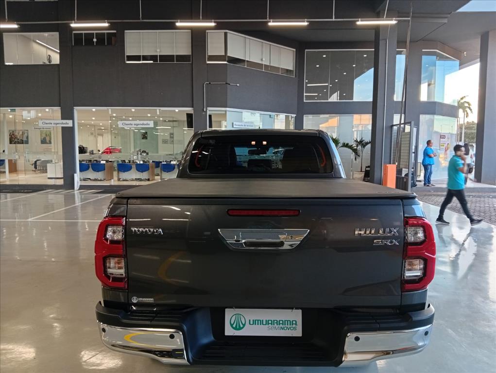 HILUX 2.8 D-4D TURBO DIESEL CD SRX 4X4 AUTOMÁTICO5