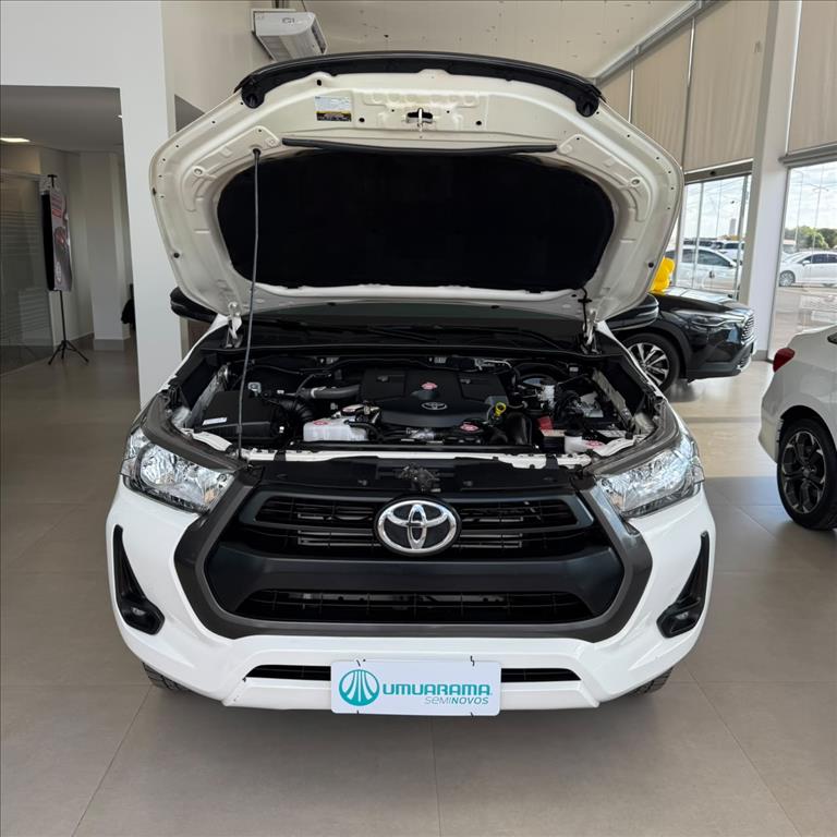 HILUX 2.8 D-4D TURBO DIESEL CD SR 4X4 AUTOMÁTICO13
