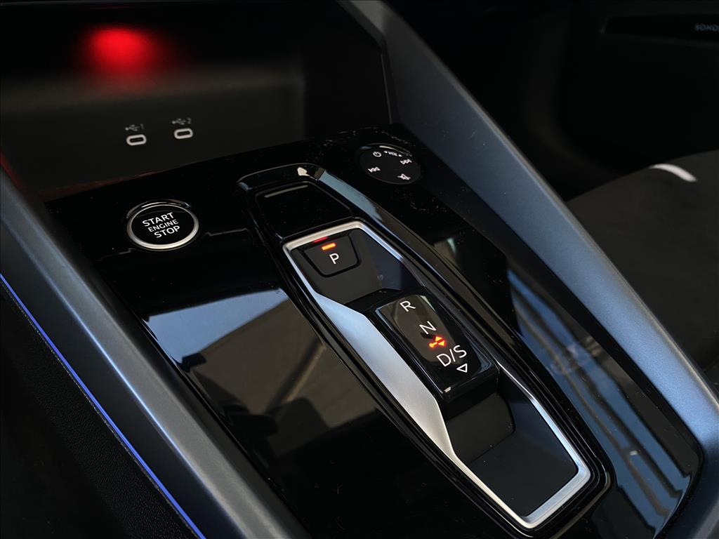 A3 2.0 40 TFSI GASOLINA SEDAN PERFORMANCE BLACK S-TRONIC12