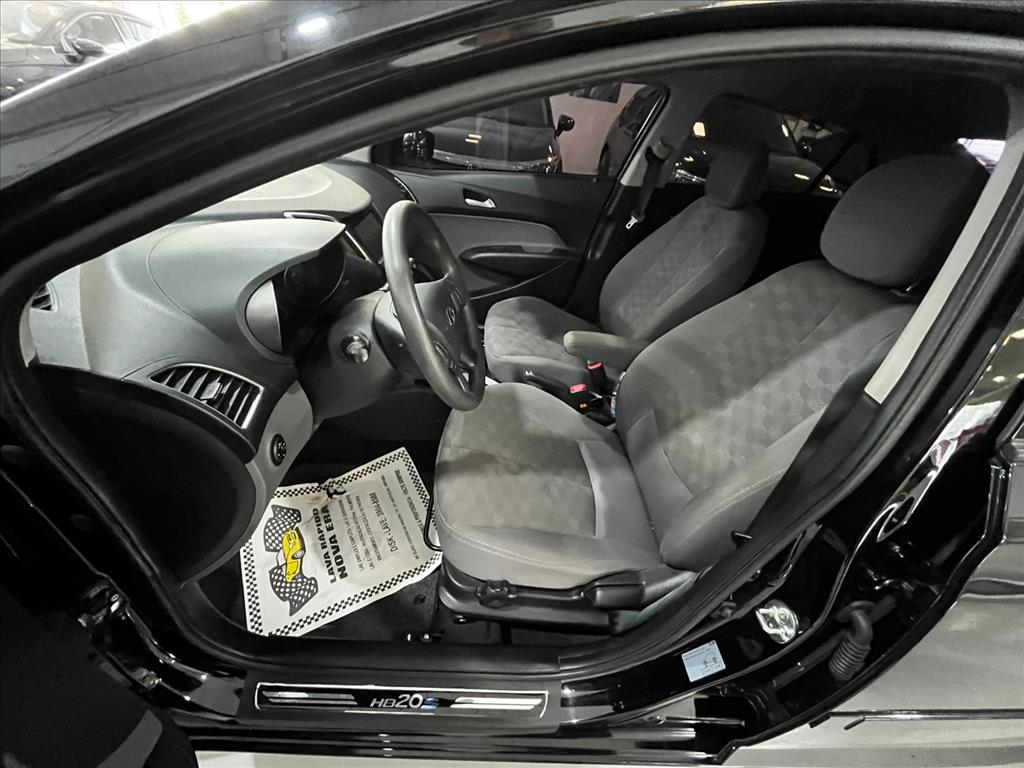 HB20S 1.6 COMFORT PLUS 16V FLEX 4P AUTOMÁTICO9