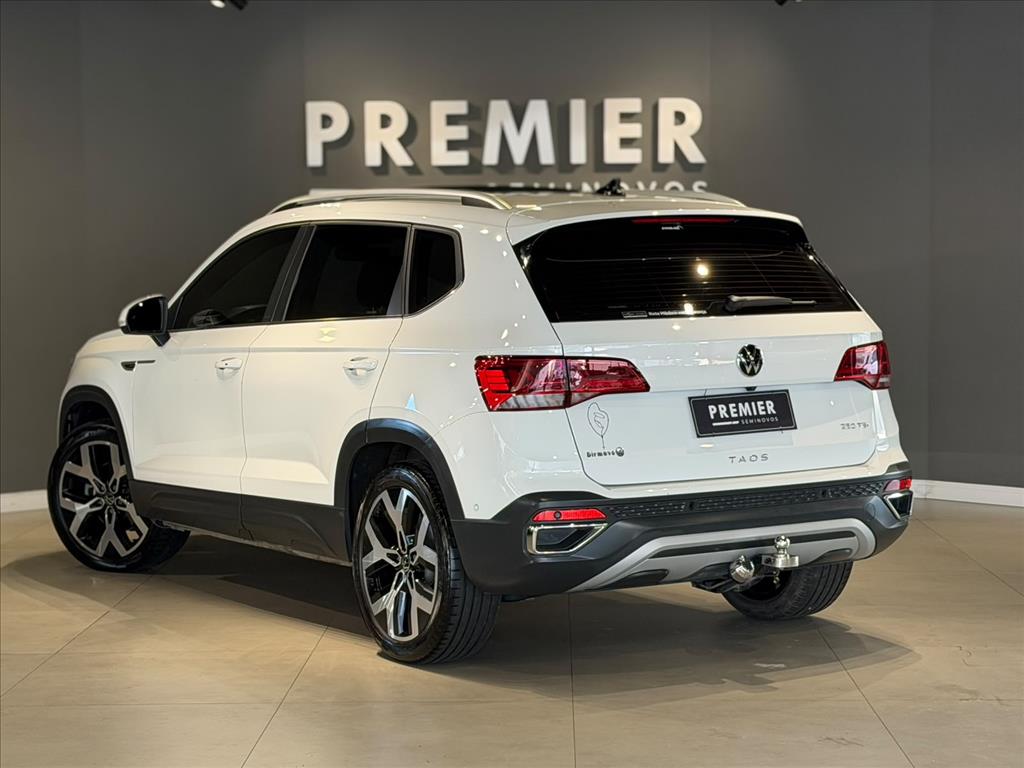 TAOS 1.4 250 TSI TOTAL FLEX HIGHLINE AUTOMÁTICO10