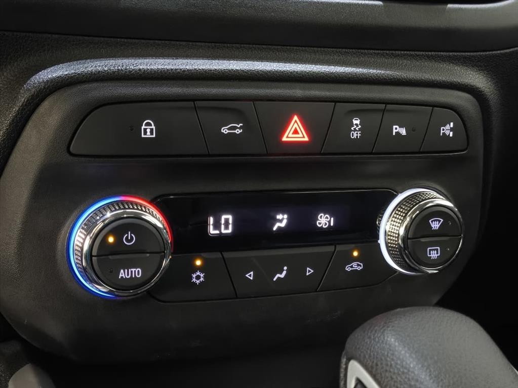 ONIX PLUS 1.0 TURBO FLEX PREMIER AUTOMÁTICO10