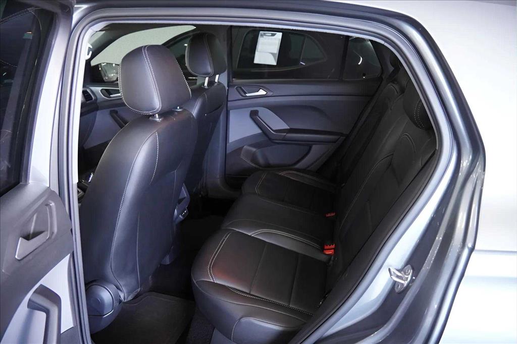 T-CROSS 1.0 200 TSI TOTAL FLEX AUTOMÁTICO9