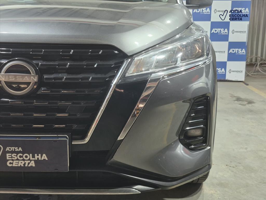 Nissan KICKS PLAY 2025