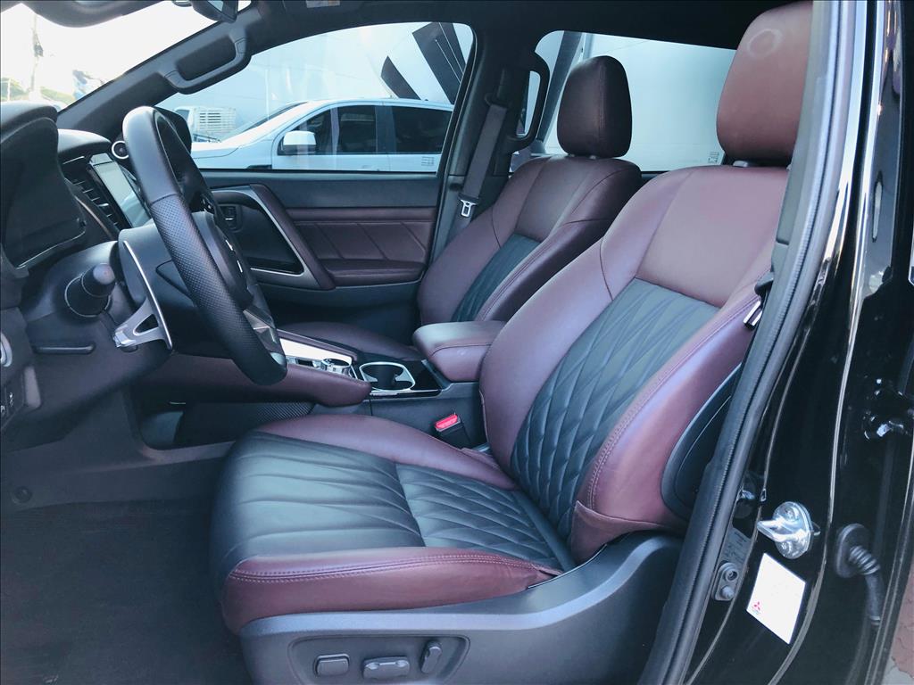 PAJERO SPORT 2.4 16V MIVEC TURBO DIESEL LEGEND BLACK AWD AUTOMÁTICO7