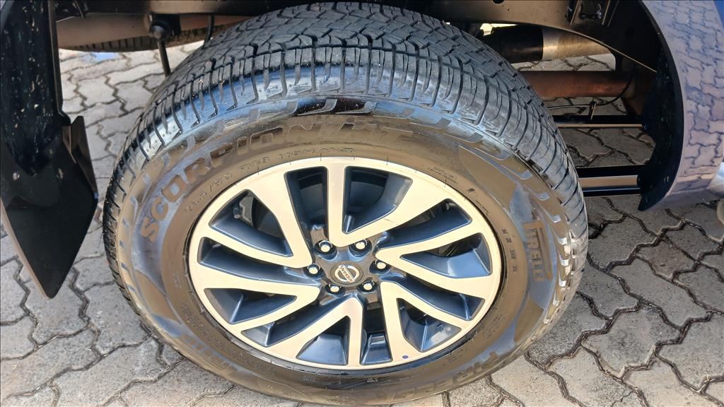 FRONTIER 2.3 16V TURBO DIESEL LE CD 4X4 AUTOMÁTICO13