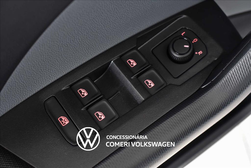 T-CROSS 1.0 200 TSI TOTAL FLEX SENSE AUTOMÁTICO11