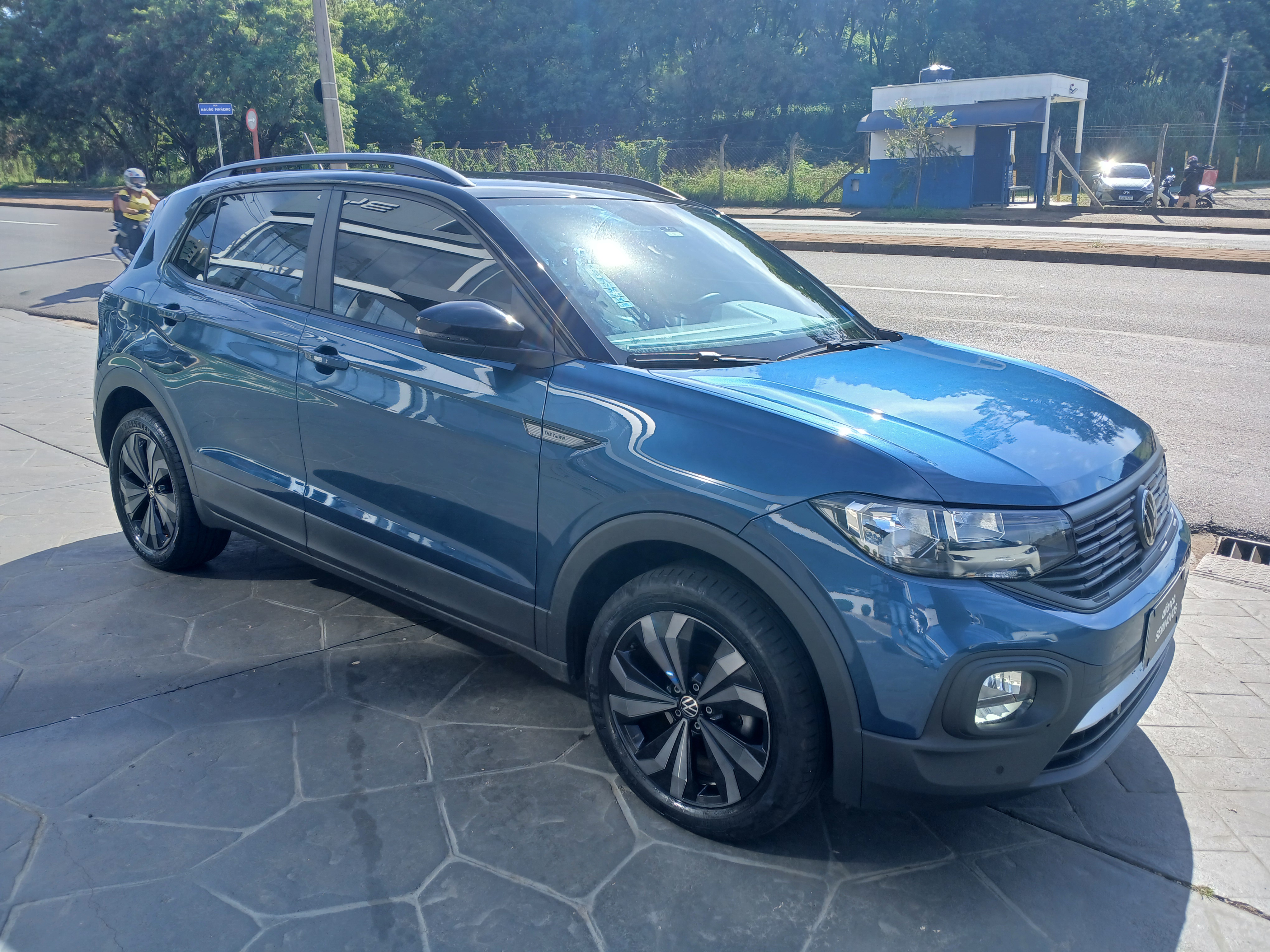 T-CROSS 1.0 200 TSI TOTAL FLEX AUTOMÁTICO1