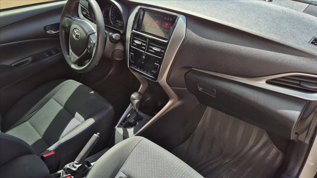 YARIS 1.5 16V FLEX XL PLUS CONNECT MULTIDRIVE6