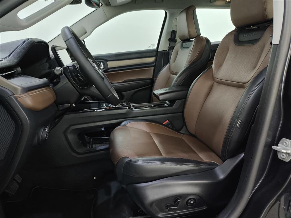 RAMPAGE 2.0 TURBO DIESEL LARAMIE 4X4 AUTOMÁTICO10